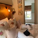 펜션 Oak House