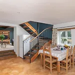 Oak House